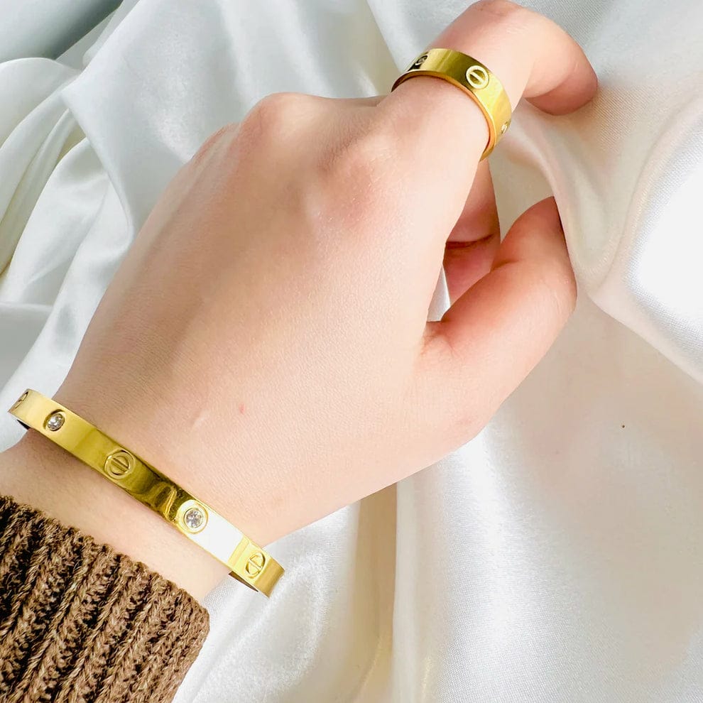 Cartier Love Bracelet And Ring (Gift Packaging) 💖