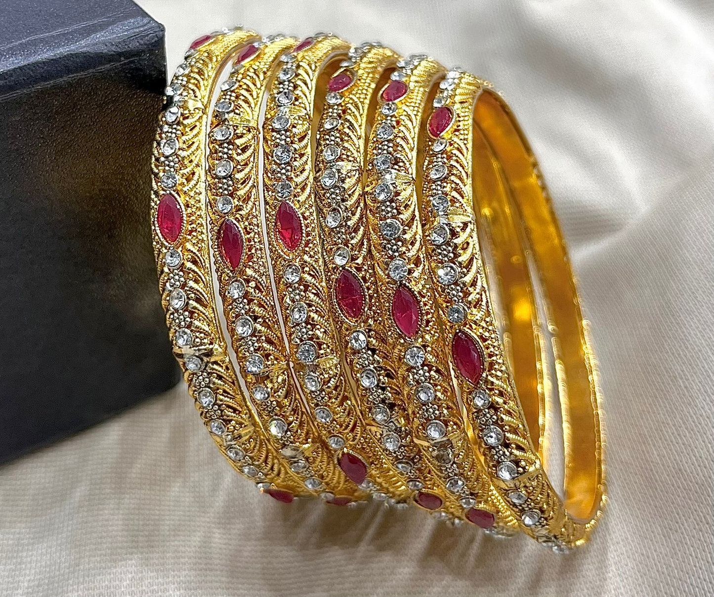 Gold Bangle (Maroon)