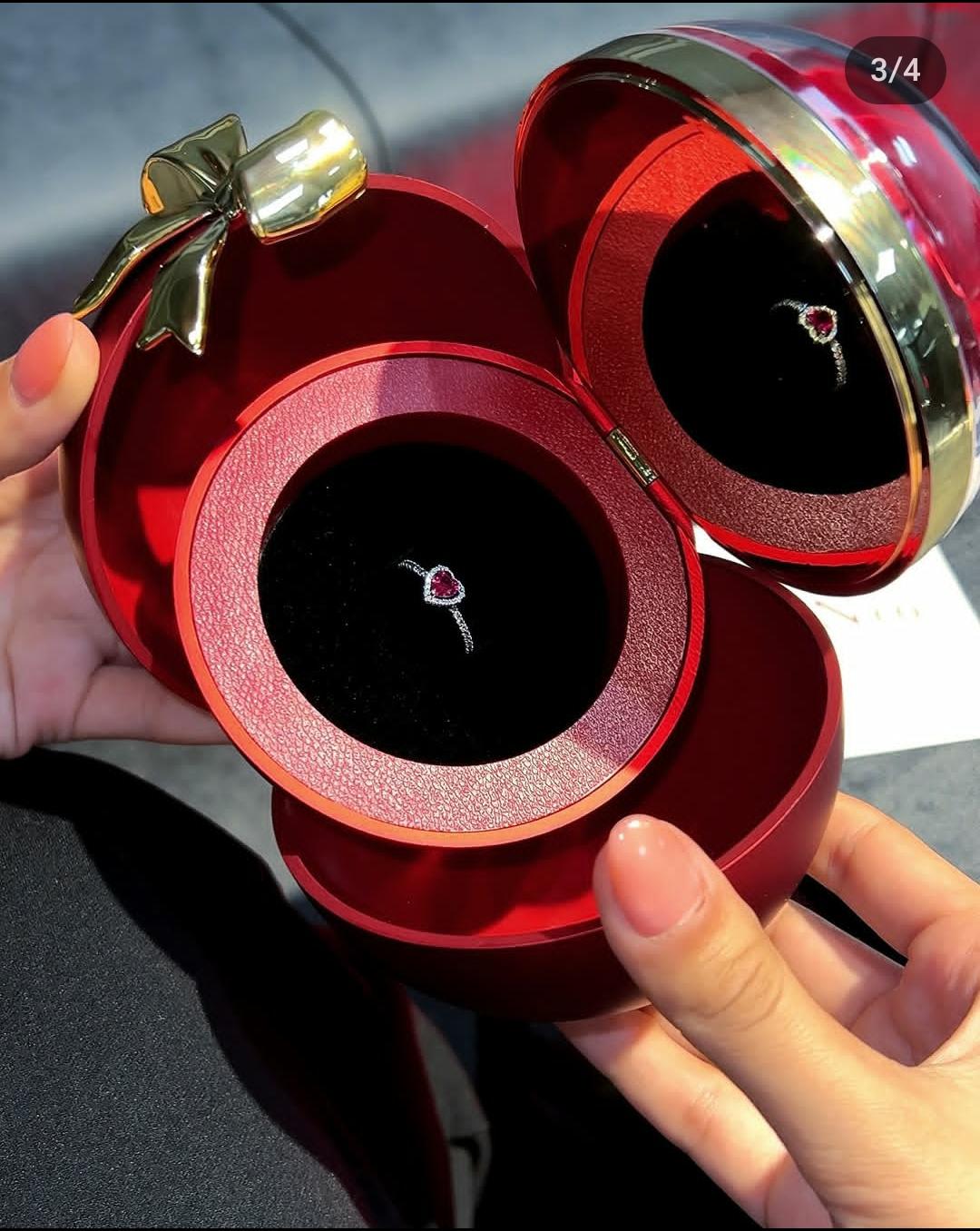 Eternal Rose Jewelry Box + Heart Ring💖 ( With Gift Bag )